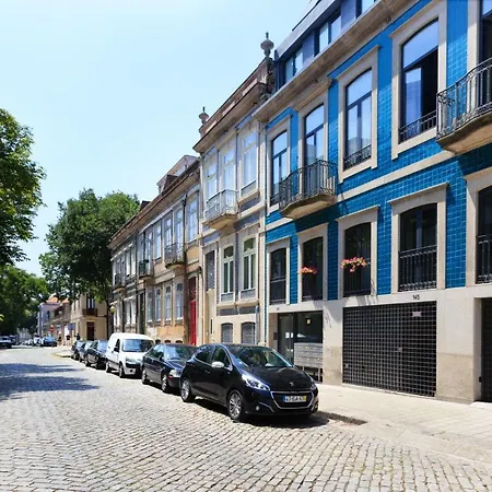 Oporto's Duke Porto